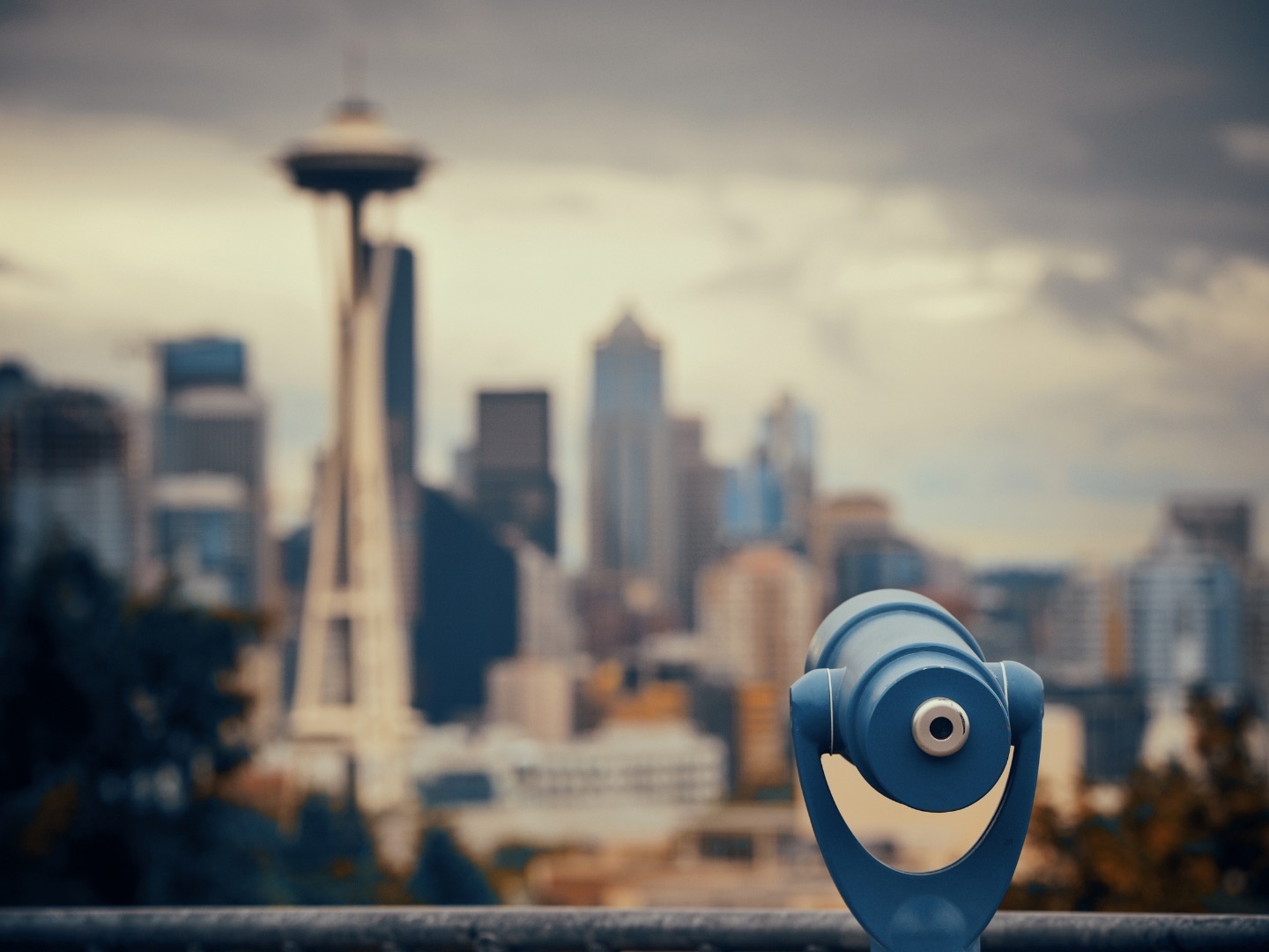 The Seattle skyline and Space Needle viewed from Kerry Park