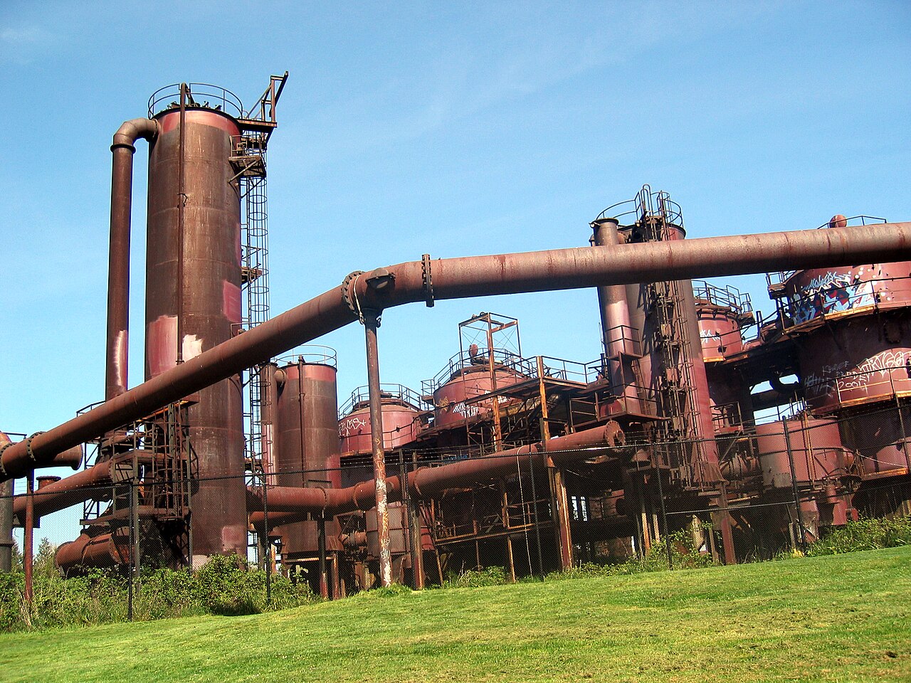 Part of the old gasification plant at Gas Works Park, located on the north shore of Lake Union at the south end of the Wallingford neighborhood, Seattle, Washington, USA.