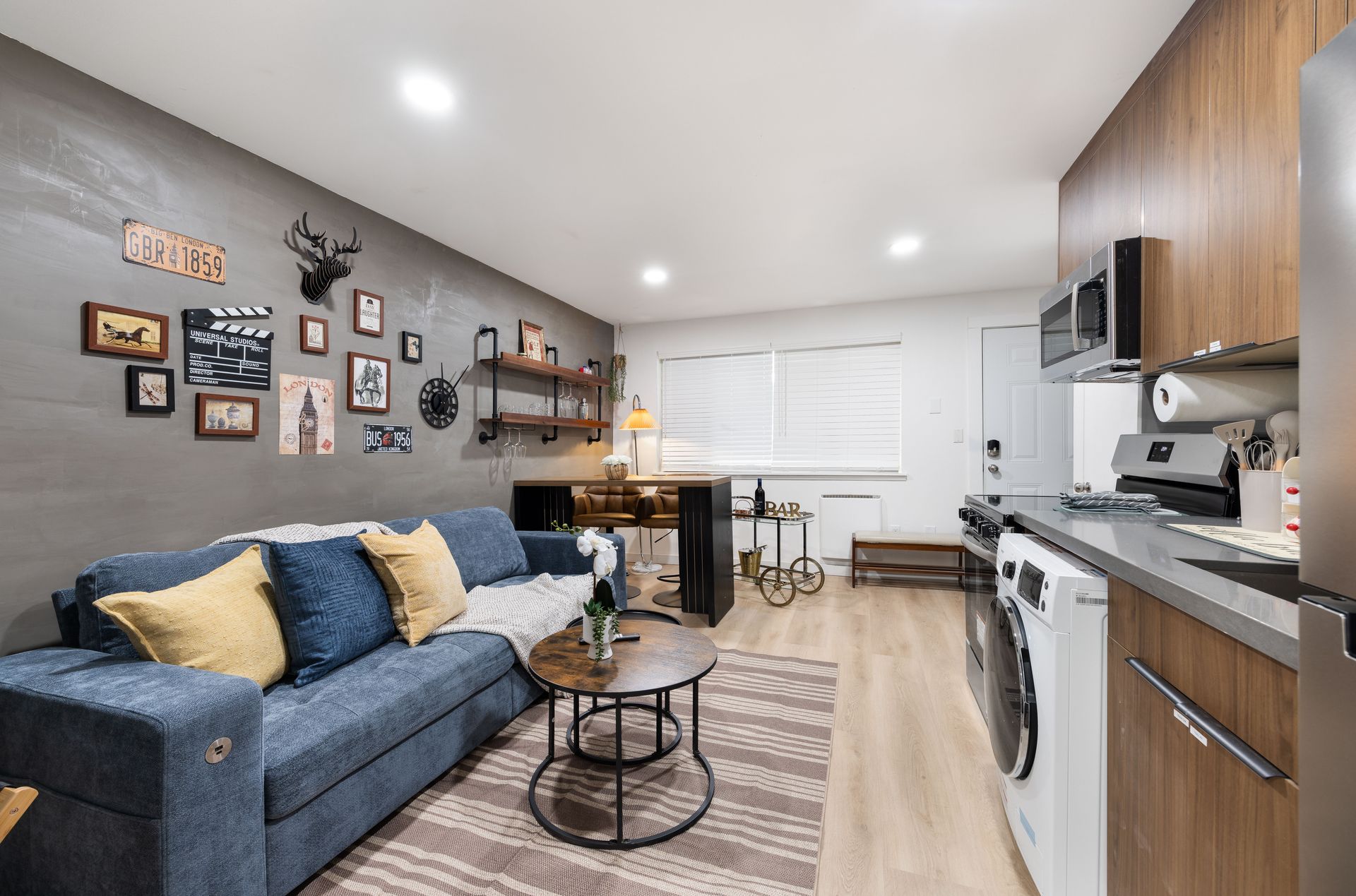 Kitchen and living room in the Industrial Bar Style suite